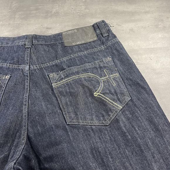 Rocawear Jean Shorts Men 40x16 Blue Denim Jorts Baggy Wide Leg Skate Dark Wash - Picture 2 of 9